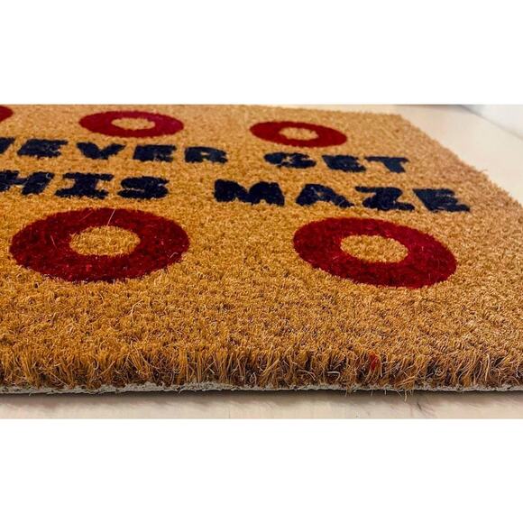 Handmade Phish Welcome Mat "You'll Never Get out of This Maze" - Picture 4 of 6